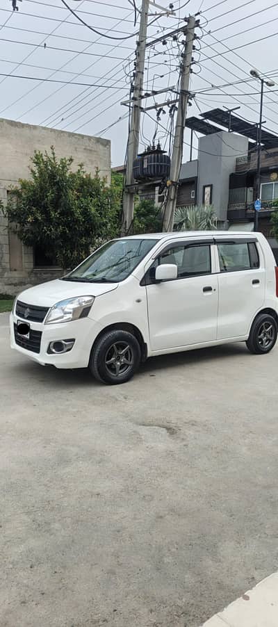 Suzuki Wagon R 2019 vxr almost genuine with alloy wheels