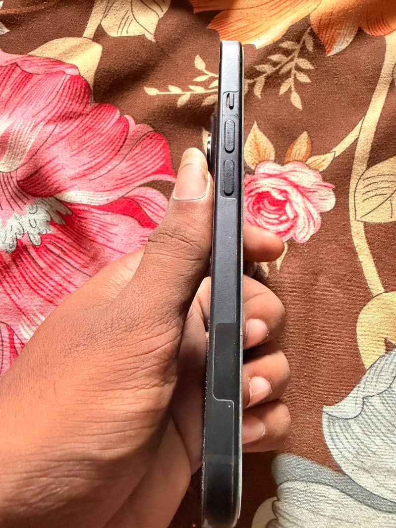 Iphone 15 2