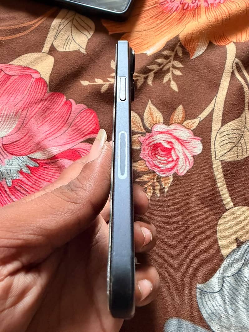 Iphone 15 4