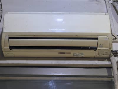 1.5 tan ac for sale used condition finel price 35k o322n7816n794