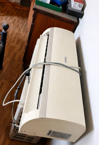 Orient AC 1 ton inverter for sale.