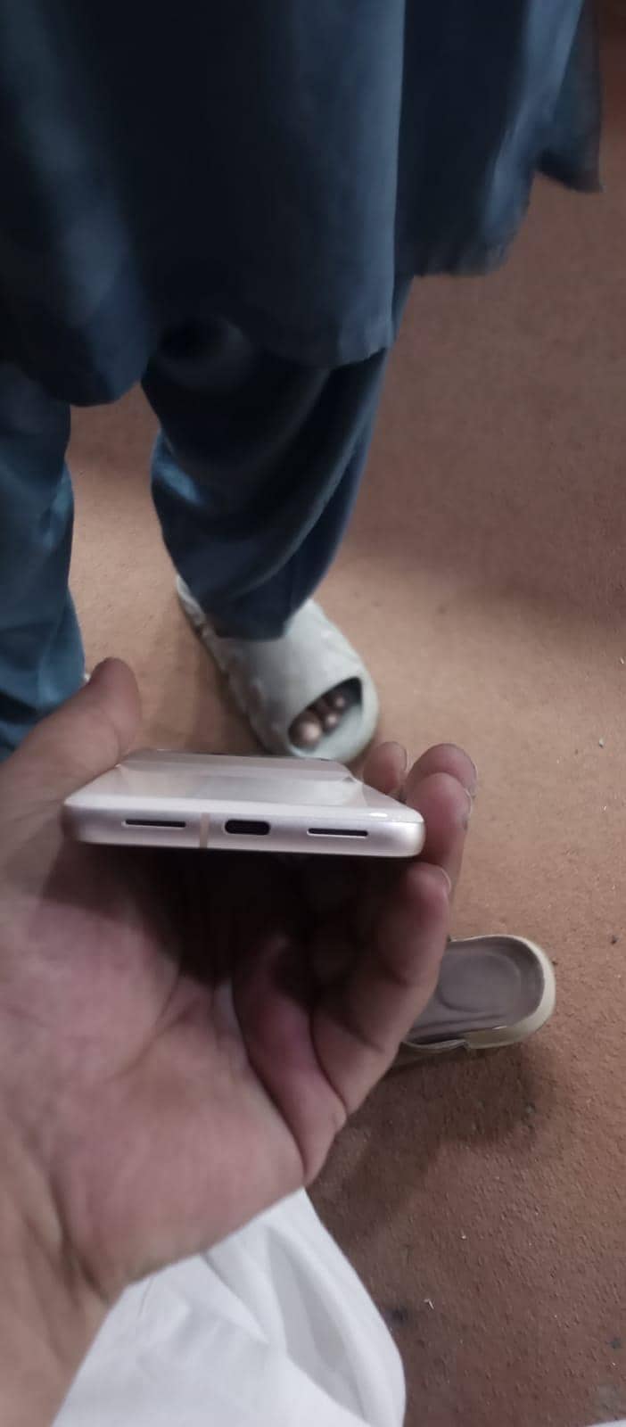 Google Pixel 8 2