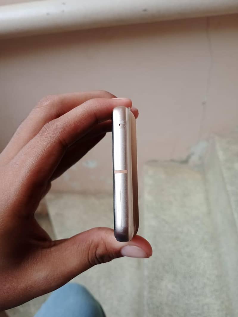 Google Pixel 8 5