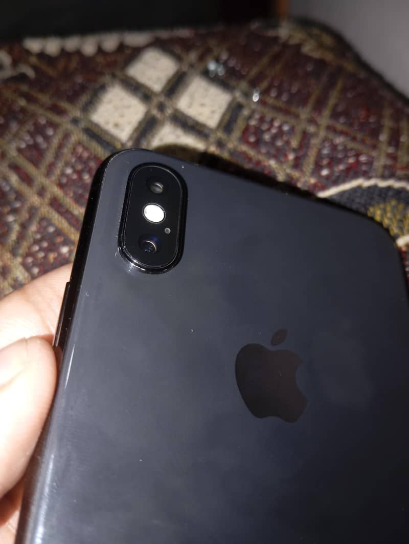 Apple iPhone X 6