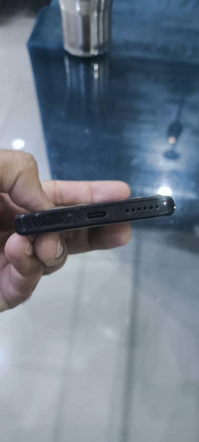 dead phones Motorola and Realme two phones