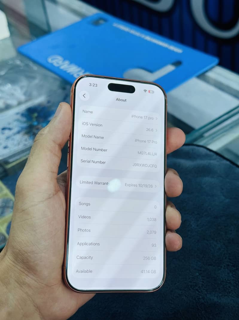 Apple iPhone 17 Pro 6