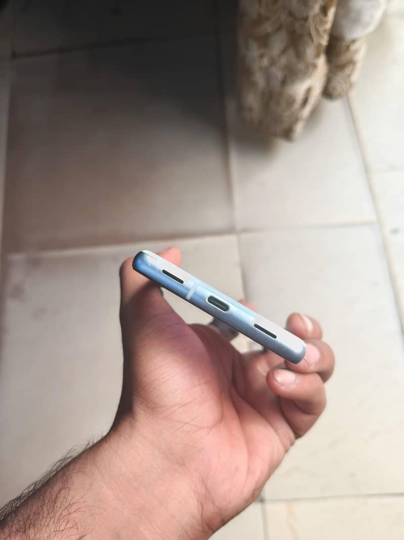 Google Pixel 7a 3