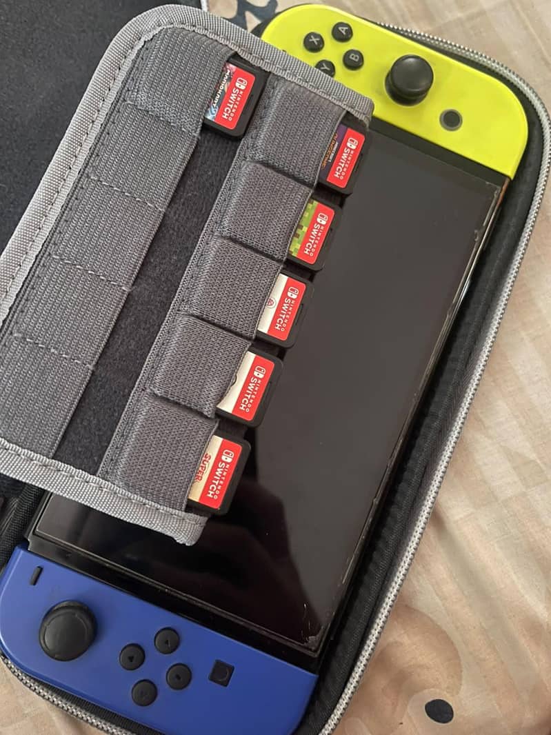 Nintendo Switch OLED 1