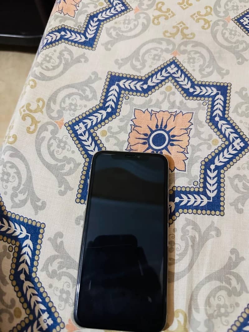Apple iPhone X 1