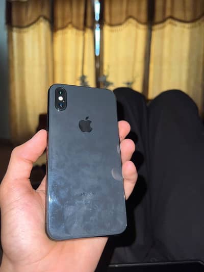 iPhone xs with box