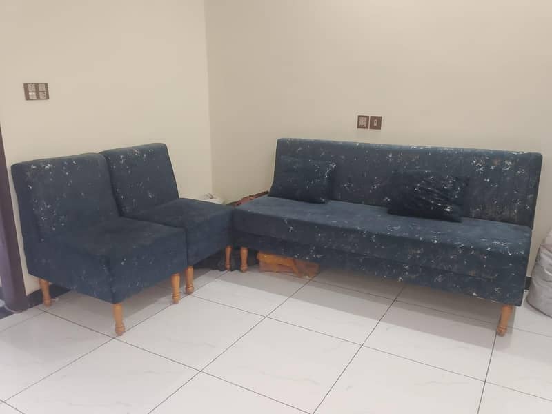 5 seater sofa 0