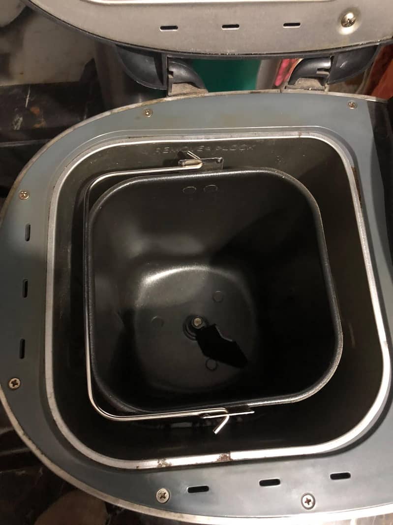 Original morphy richard fast bake bread maker. . . 2