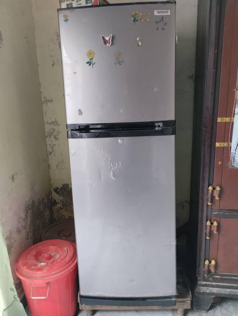 Orient fridge 0