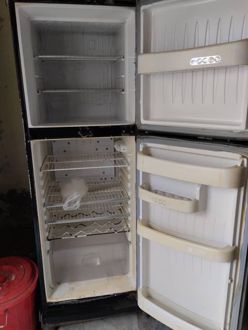 Orient fridge 1