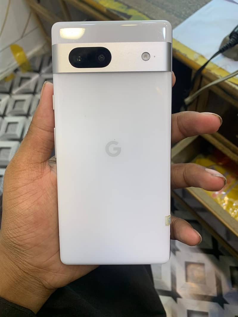 Google Pixel 7a 1