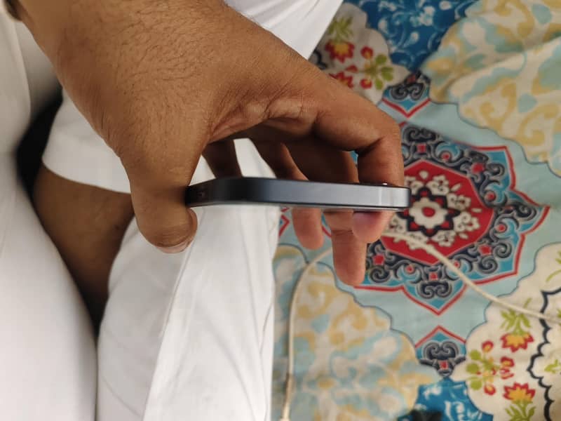 Apple iPhone 12 2