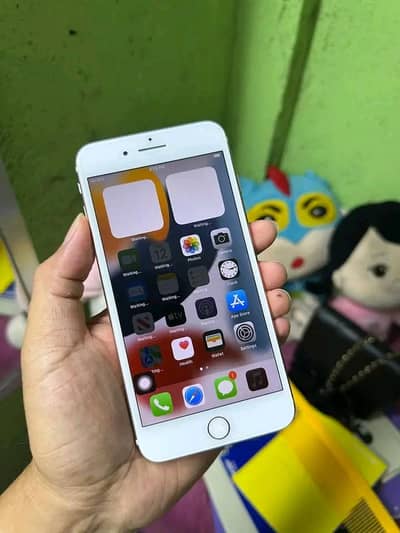 Iphone 7plus PTA approved 128GB My Whatsapp number 0309-37-13-771