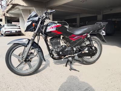 SUZUKI 150 GR BLACK COLOR