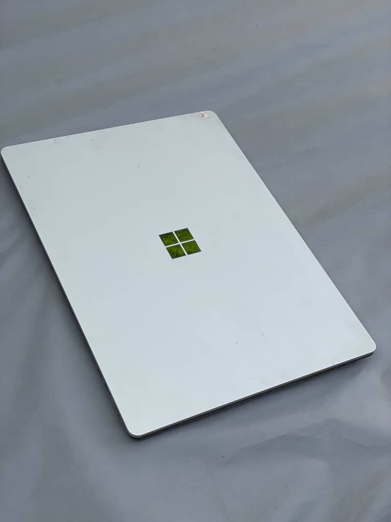 Microsoft surface 0
