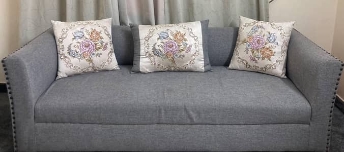 sofa for sell