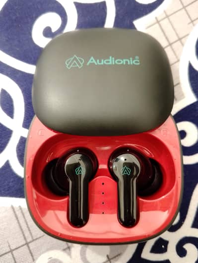 Audionoic 550