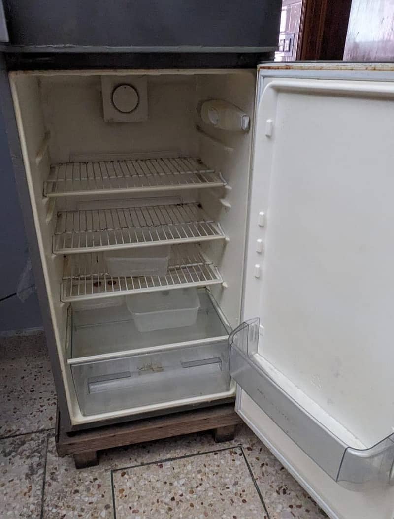refrigerator 1