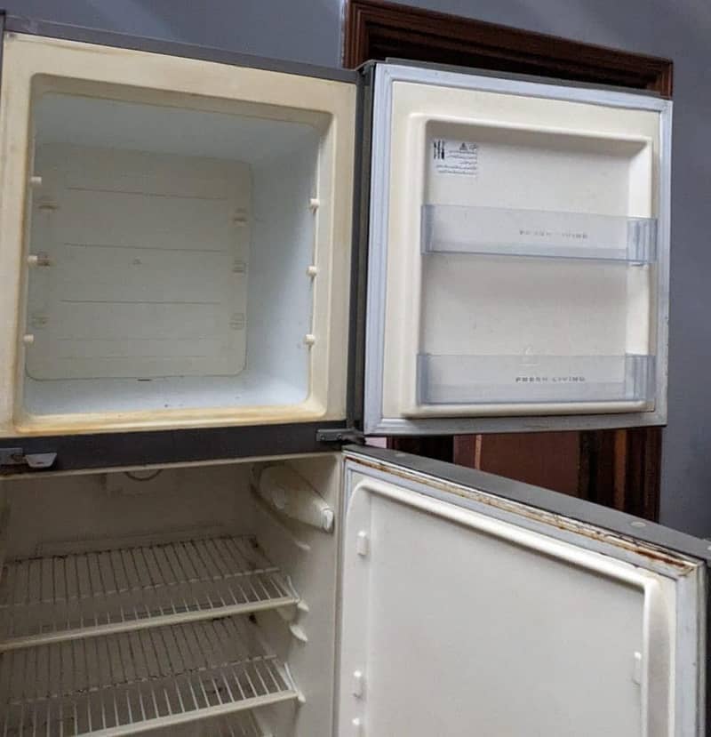 refrigerator 2
