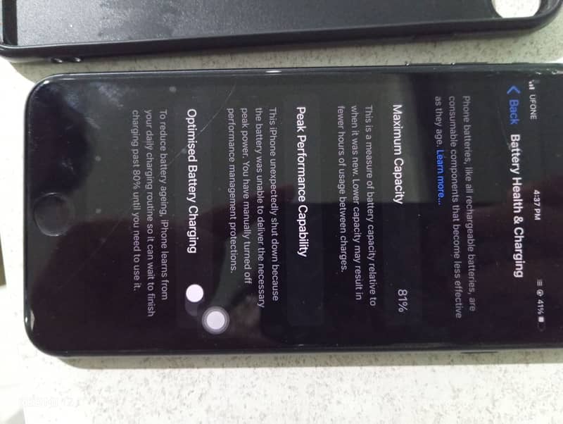 Apple iPhone 8 Plus 2