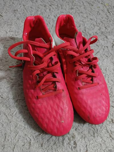 Nike Tiempo Football Boots FG - UK 6.5 - Good Condition