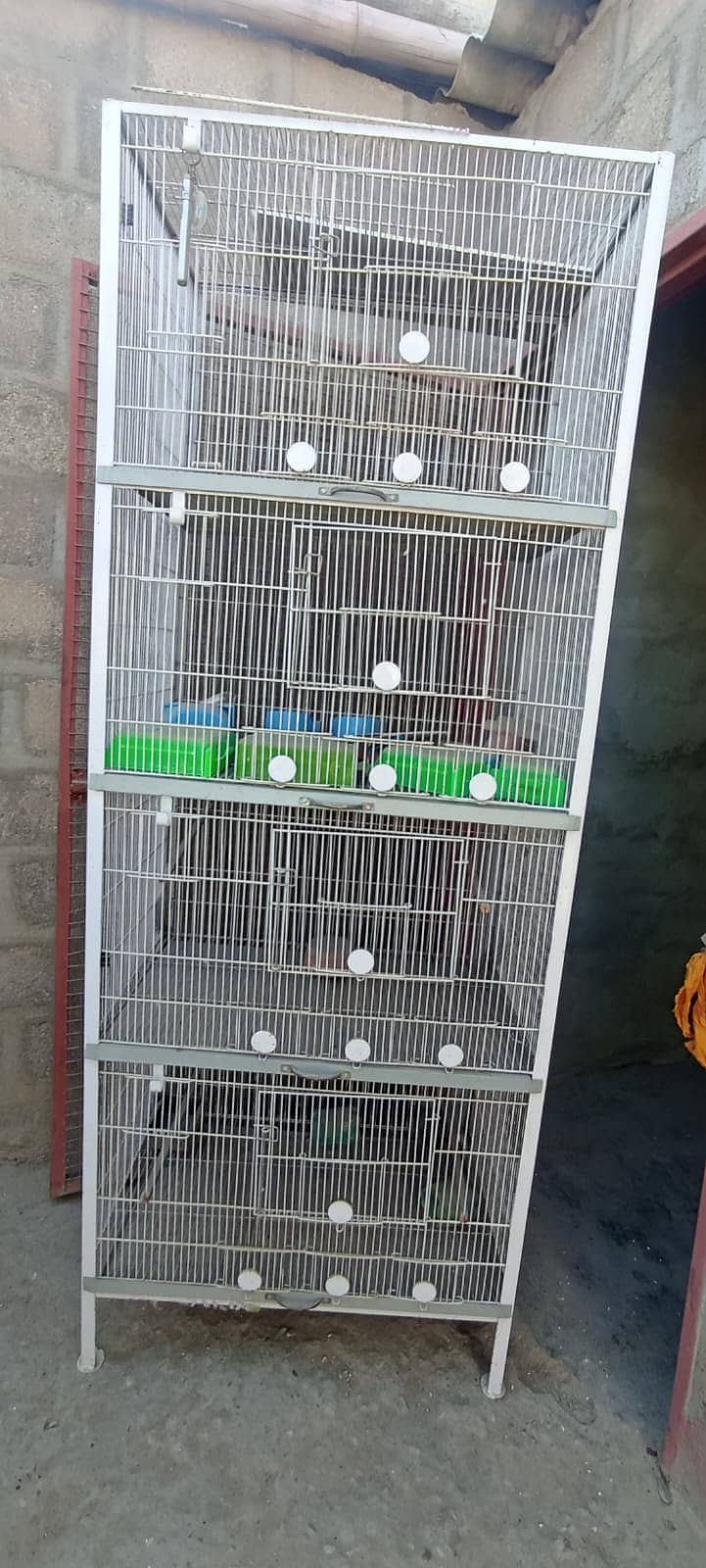 Cages 0
