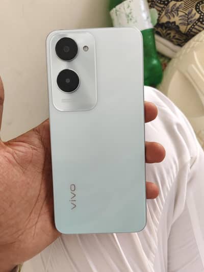 Vivo Y18