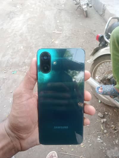 Samsung Mobile A07 5G comp box