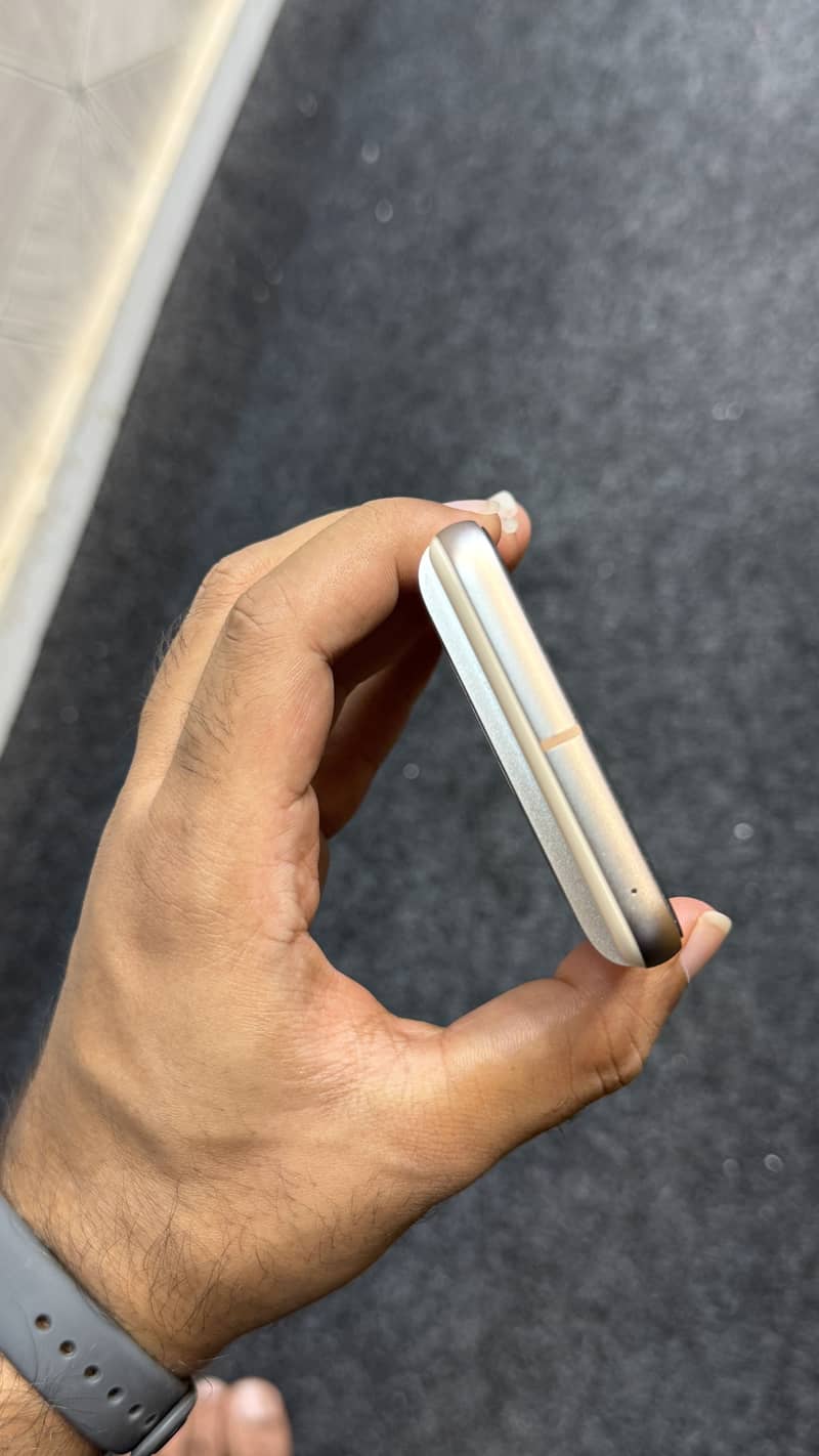 Google Pixel 8 3