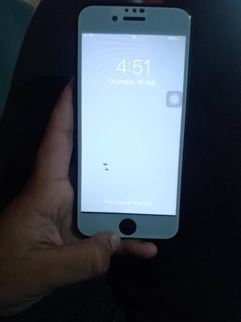 Apple iPhone 7 3