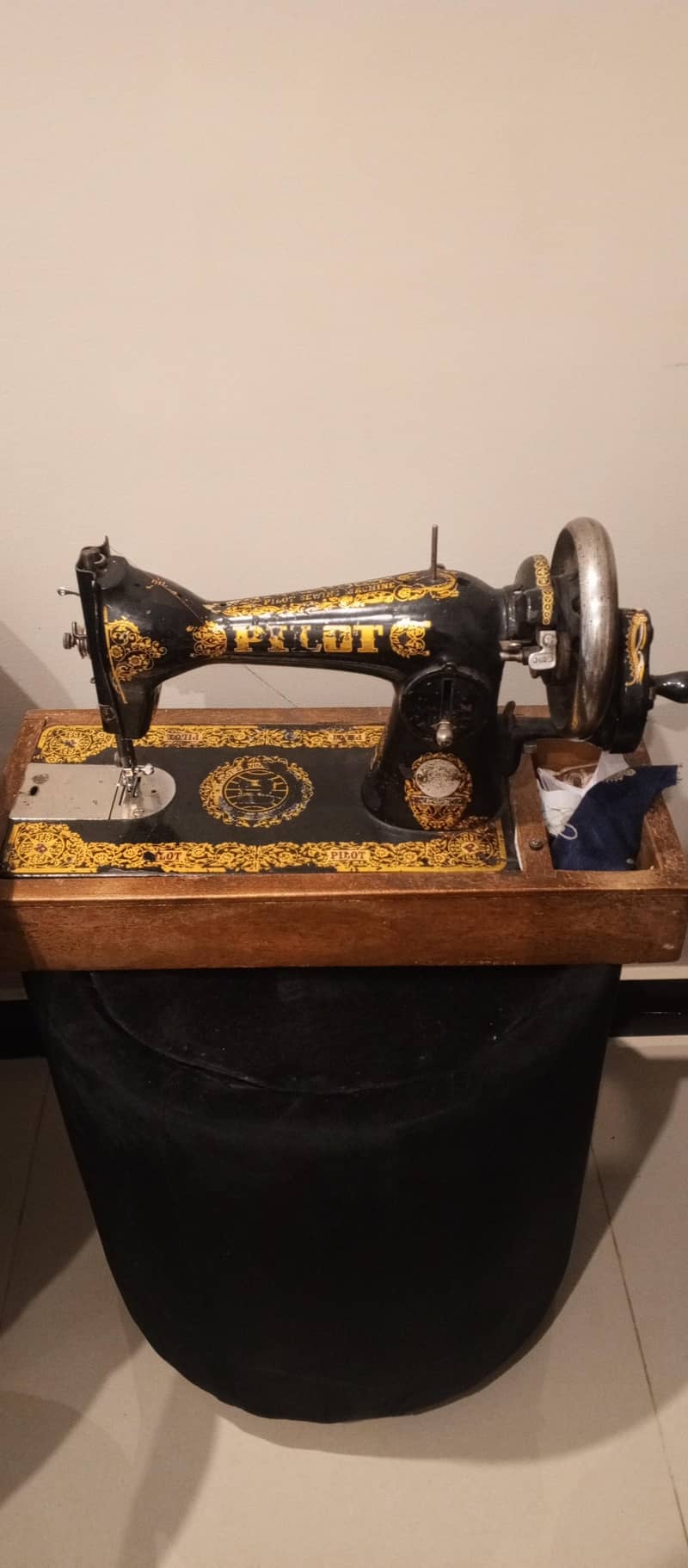 Pilot Sewing Machine 0