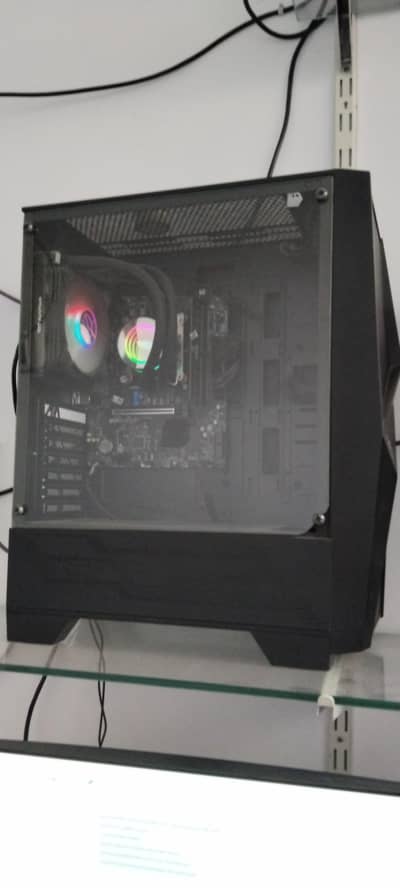 Intel Core i7-12700K Processor. 32gb ram . nvme 500GB