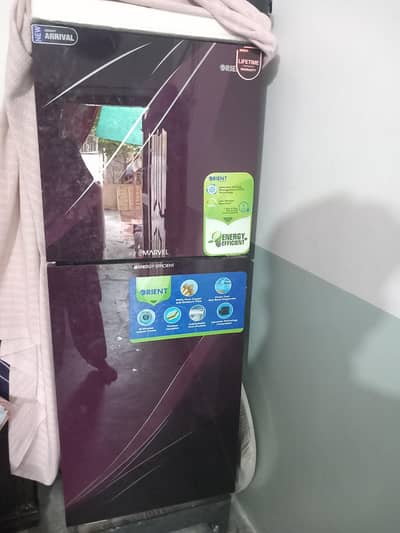 Orient fridge medium size