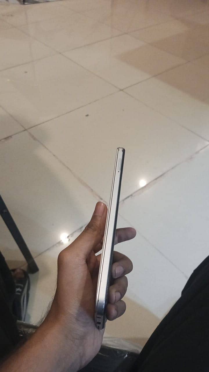 Infinix Note 12 2