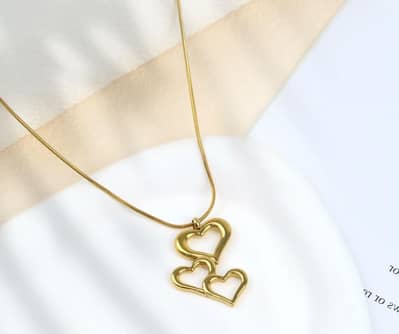 Stainless steel heart pendant