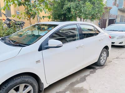 Toyota Altis Grande 2015