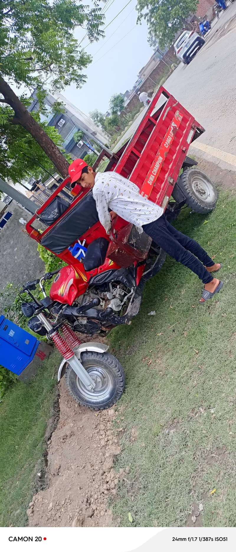 loader rickshaw 11