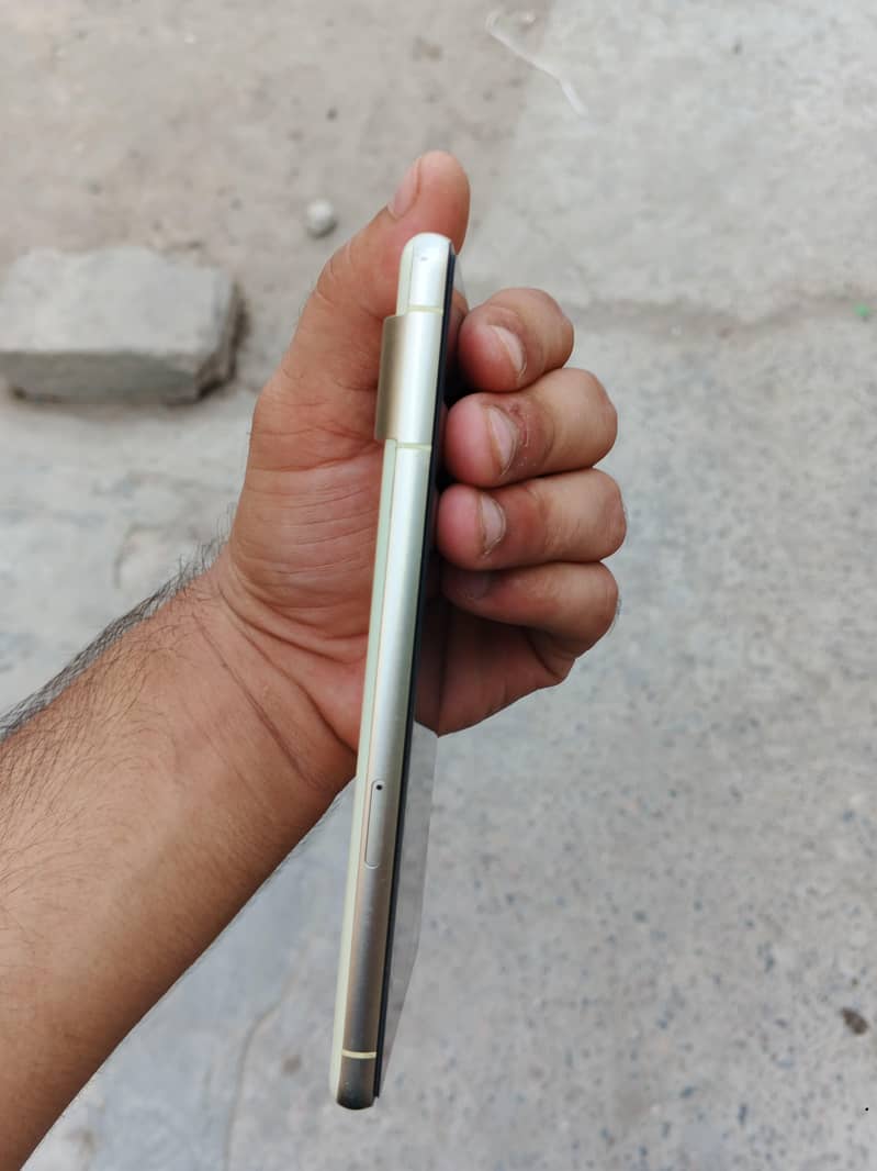 Google Pixel 7 3