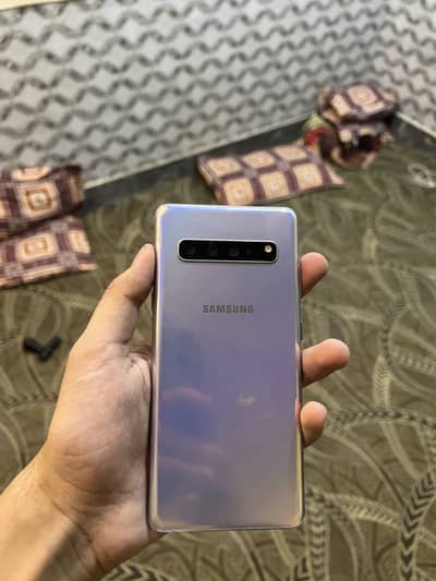 Samsung Mobile S10 5G 256 gb
