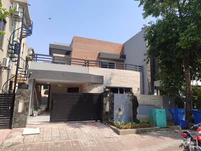 10 Marla Basement House For Sale