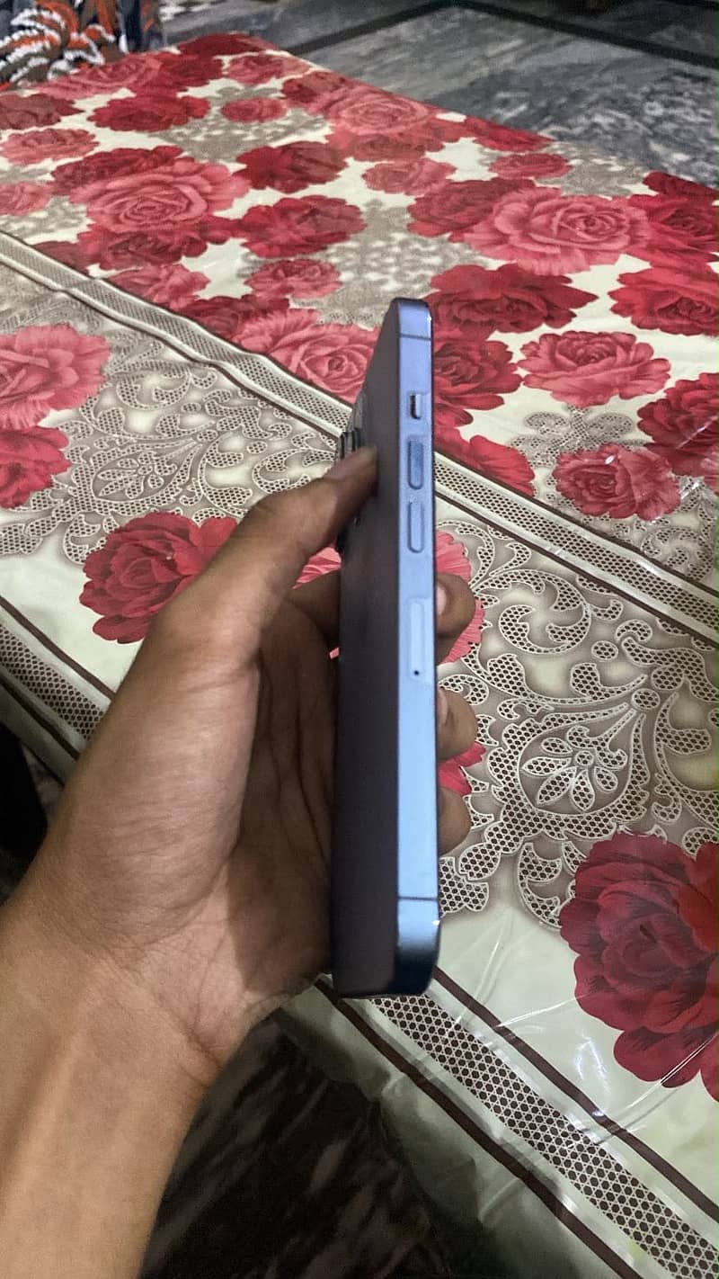 Apple iPhone 13pro 0