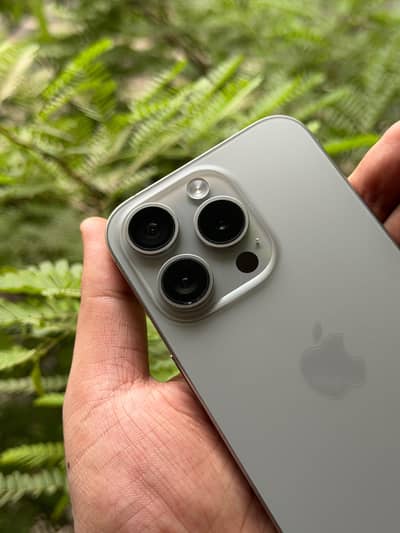 Apple iPhone 15 Pro