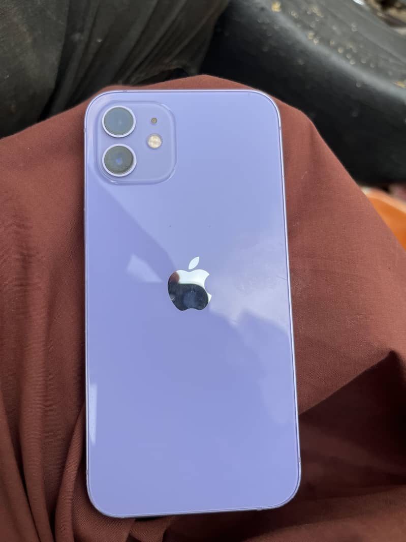 Apple iPhone 12 10