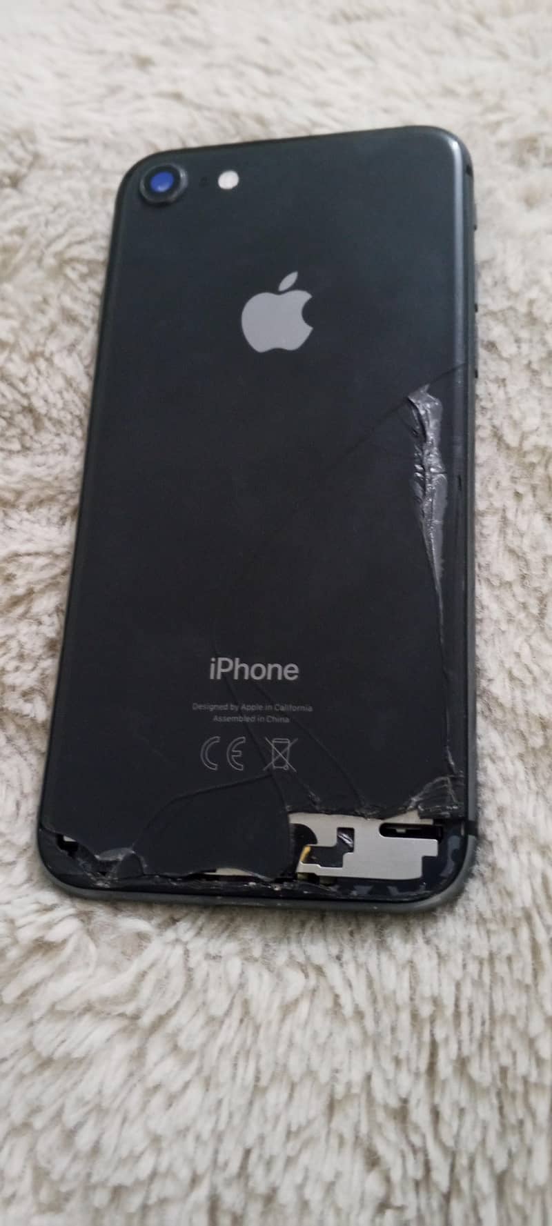 Apple iPhone 8 1