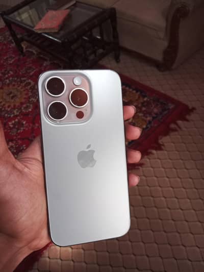 Apple iPhone 15 Pro