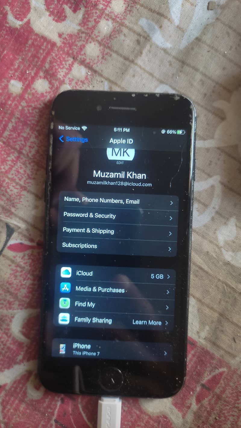 Apple iPhone 7 0